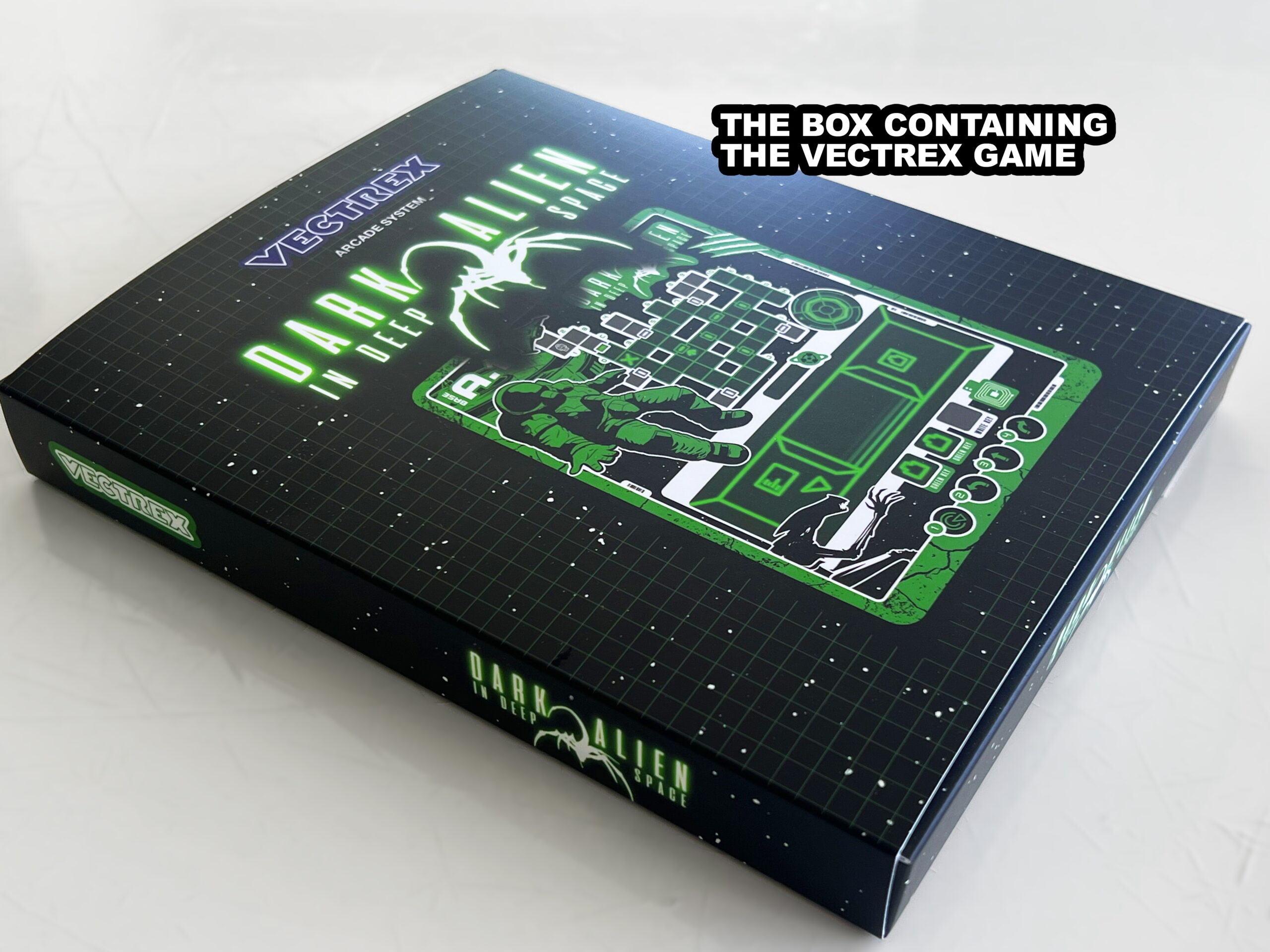 Full Pack Dark Alien in Deep Space: Solaris & Teria Vectrex Games + Collector Pins - Image 4