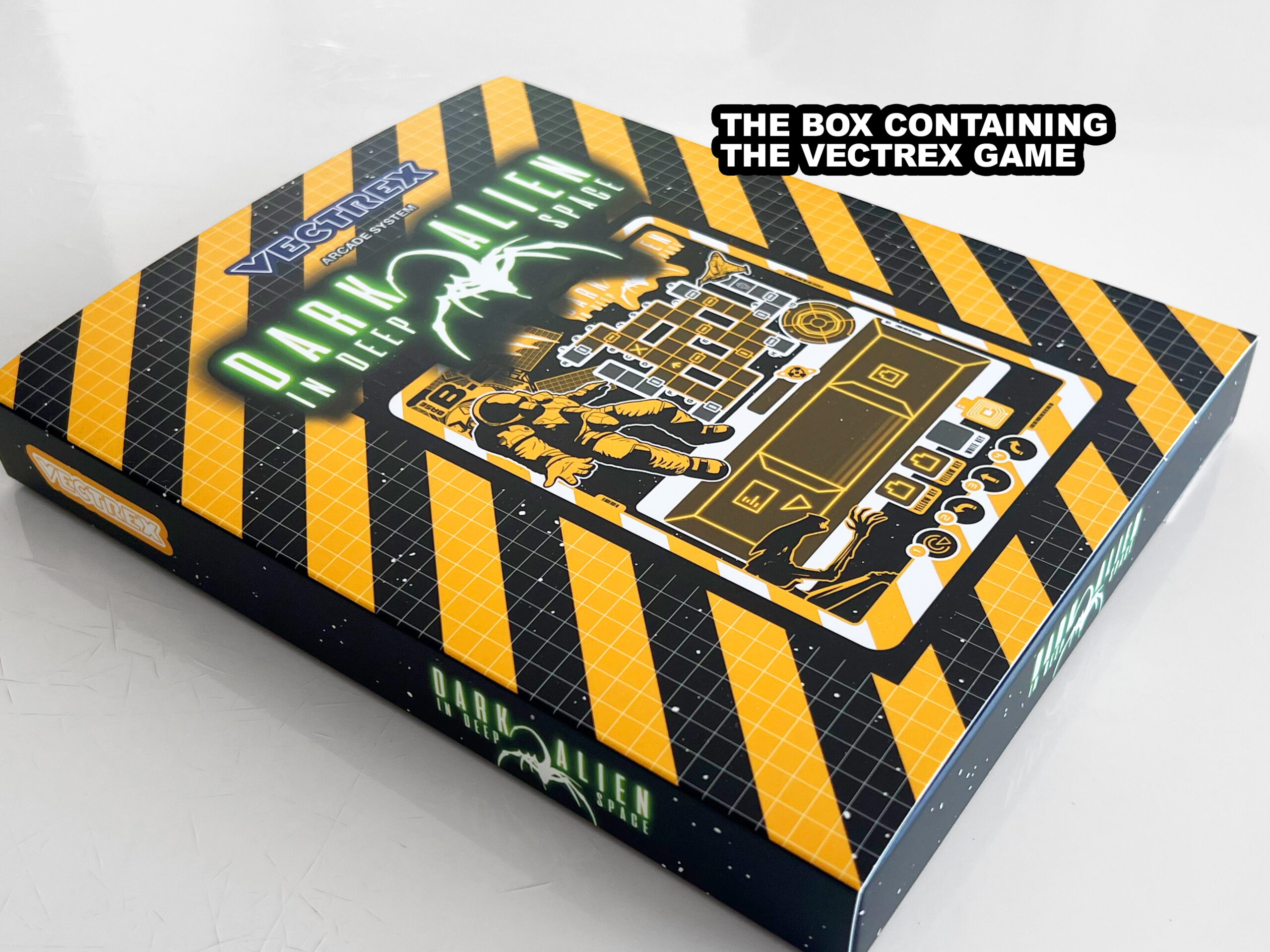 Full Pack Dark Alien in Deep Space: Solaris & Teria Vectrex Games + Collector Pins - Image 2
